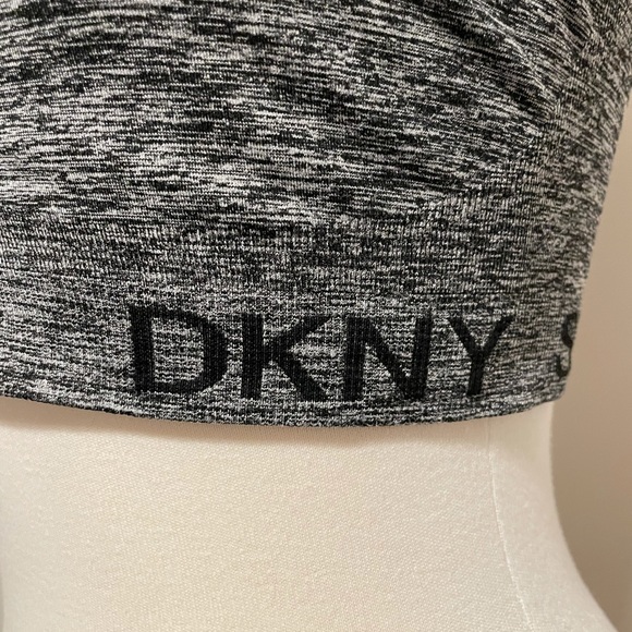 Women's DKNY Sport Seamless Strappy Low-Impact Sports Bra Grey Black Sz Large - Picture 3 of 8